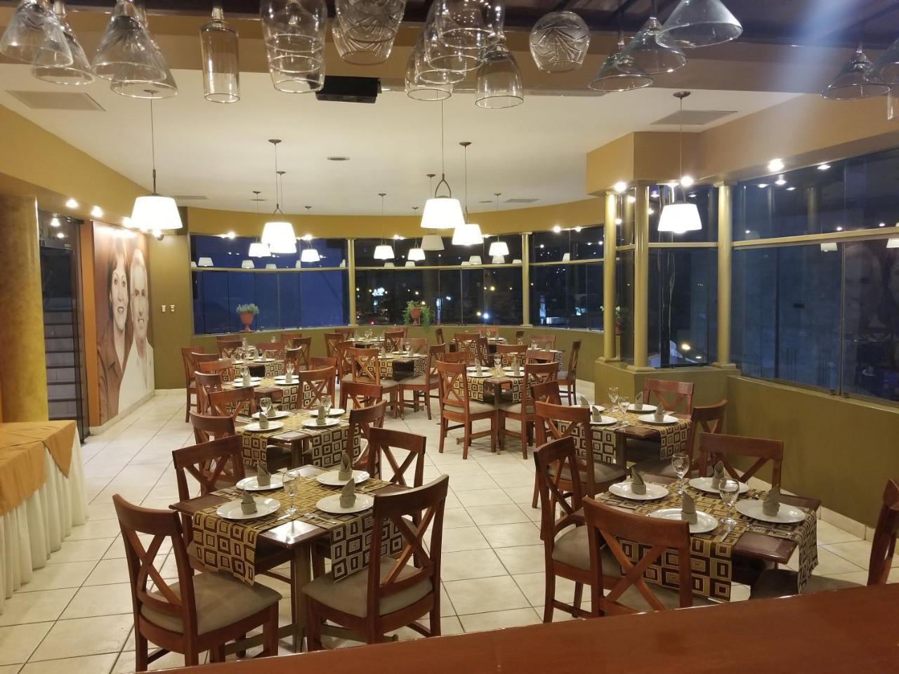 Hotel El Brujo La Merced Трухильо Экстерьер фото